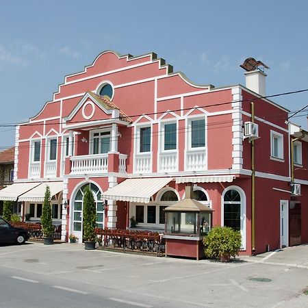 Svilajnac Hotel Drumski Raj מראה חיצוני תמונה