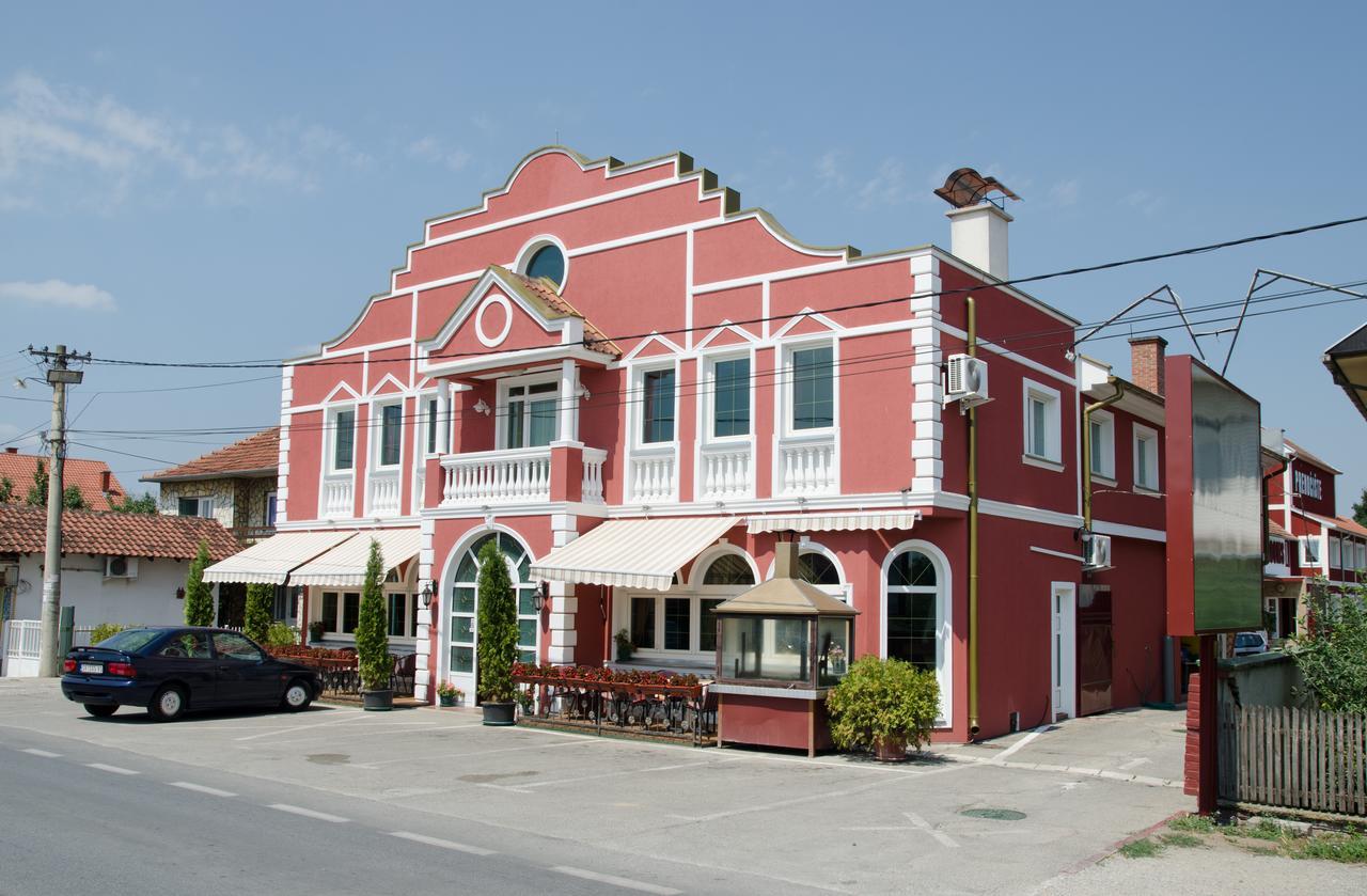 Svilajnac Hotel Drumski Raj מראה חיצוני תמונה