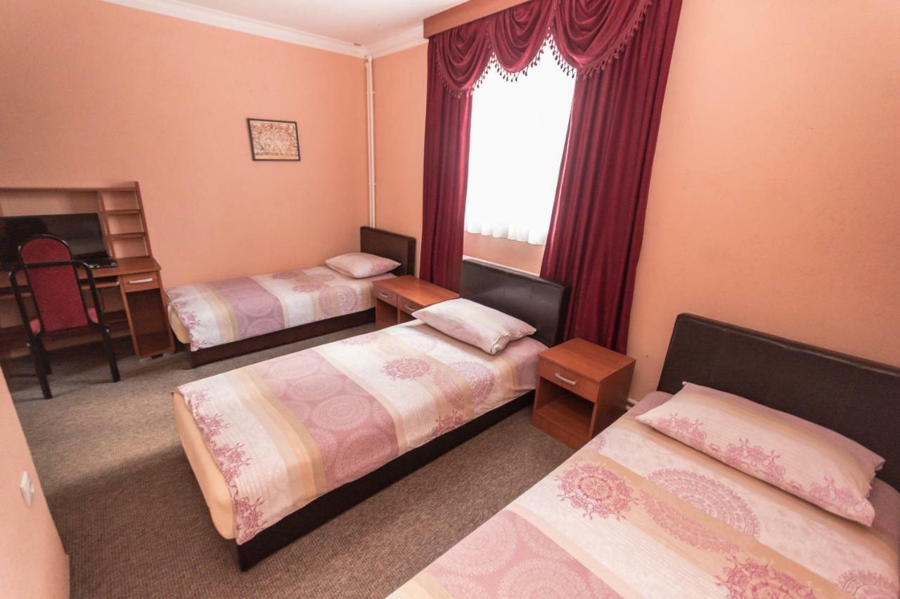 Svilajnac Hotel Drumski Raj מראה חיצוני תמונה